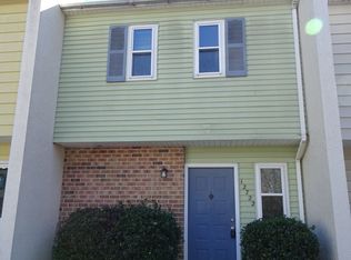12722 Woodside Ln, Newport News, VA 23602
