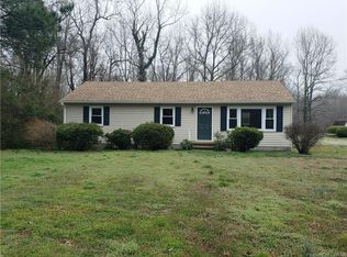 2060 Town Bridge Rd, Urbanna, VA 23175
