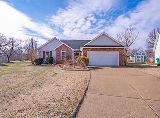 1949 Plaza Dr, Evansville, IN 47715