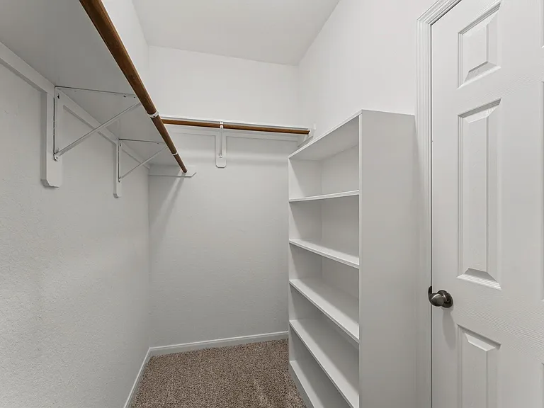 1246 Glenwood Canyon Ln — Photo 22