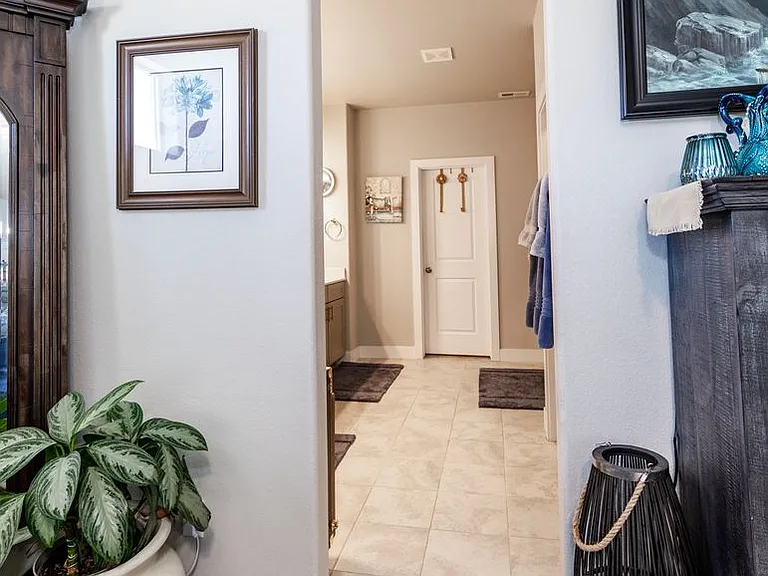 9032 Bugaboo Dr — Photo 61