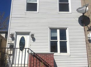 422 3rd St, Union City, NJ 07087