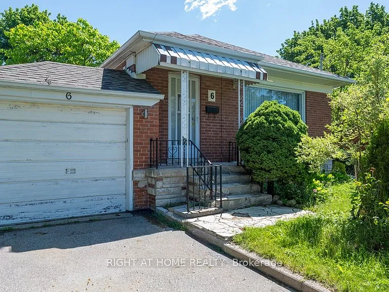 6 Bellvare Cres — Photo 1