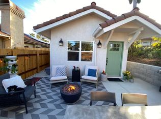 758 Poinsettia Park N #2, Encinitas, CA 92024