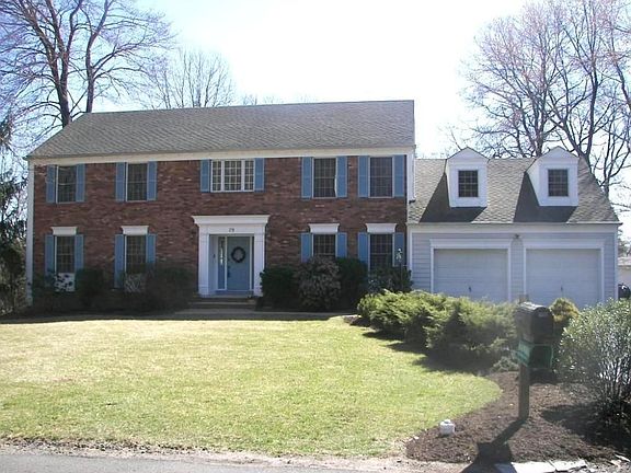 For Sale: 79 Summit Avenue, Gillette, NJ 07933