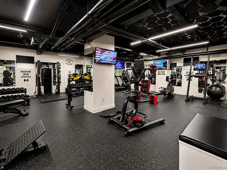 220 Pelham Rd #2H — Photo 9