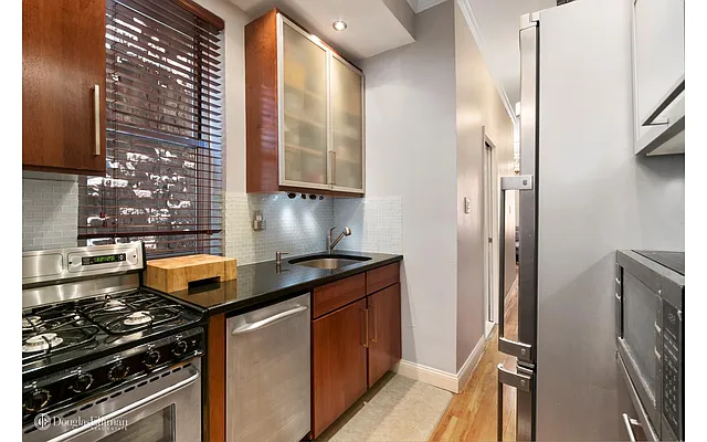 Sold by Douglas Elliman | media 7