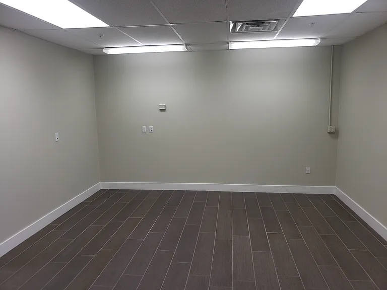 2440 Kiowa Blvd N — Photo 16