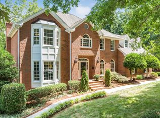 806 Morning Shadows Dr, Chattanooga, TN 37421