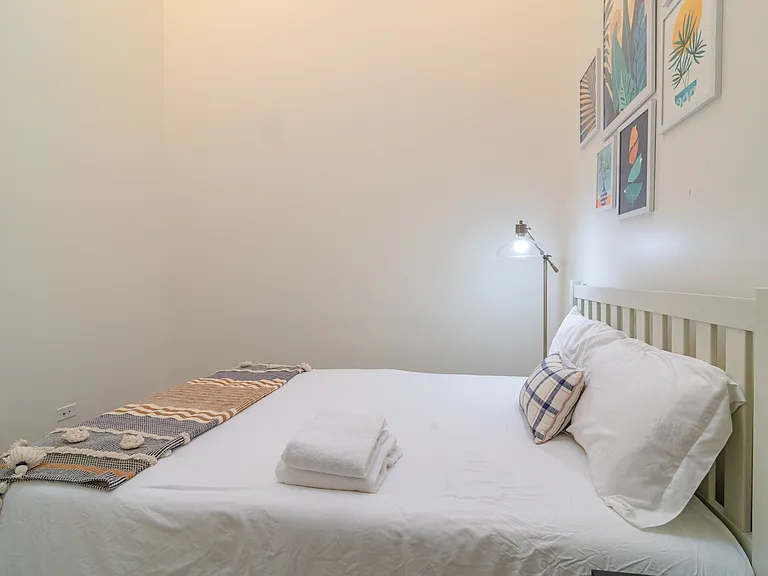 2112 S Michigan Ave #5 — Photo 8