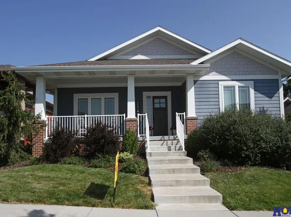 6020 Chartwell Ln, Lincoln, NE 68516