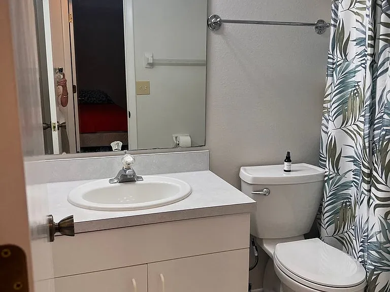 748 Avenida Estancia #B — Photo 26