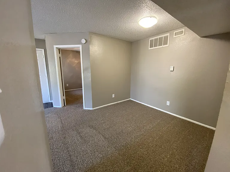 Walnut Creek Apartments — Photo 114