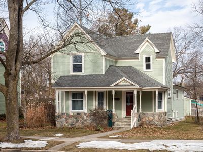 436 W 11th St, Traverse City, MI, 49684
