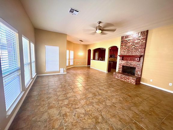 2nd image of 9269 Penton Pl