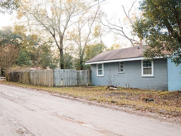 2nd image of 4427 Pine Valley Rd