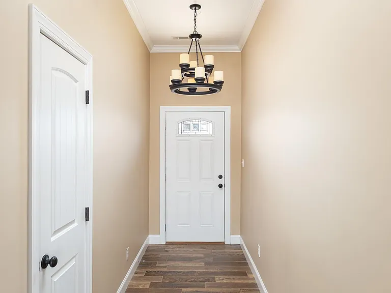 102 Cottonwood Dr — Photo 4