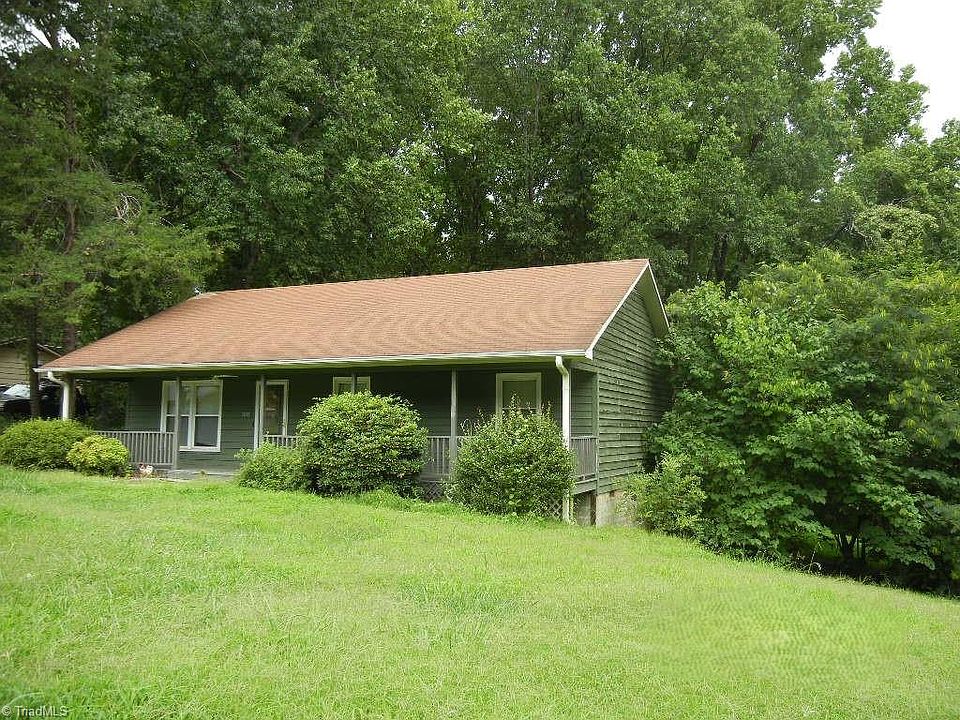 1st image of 1811 Yarbrough Dr