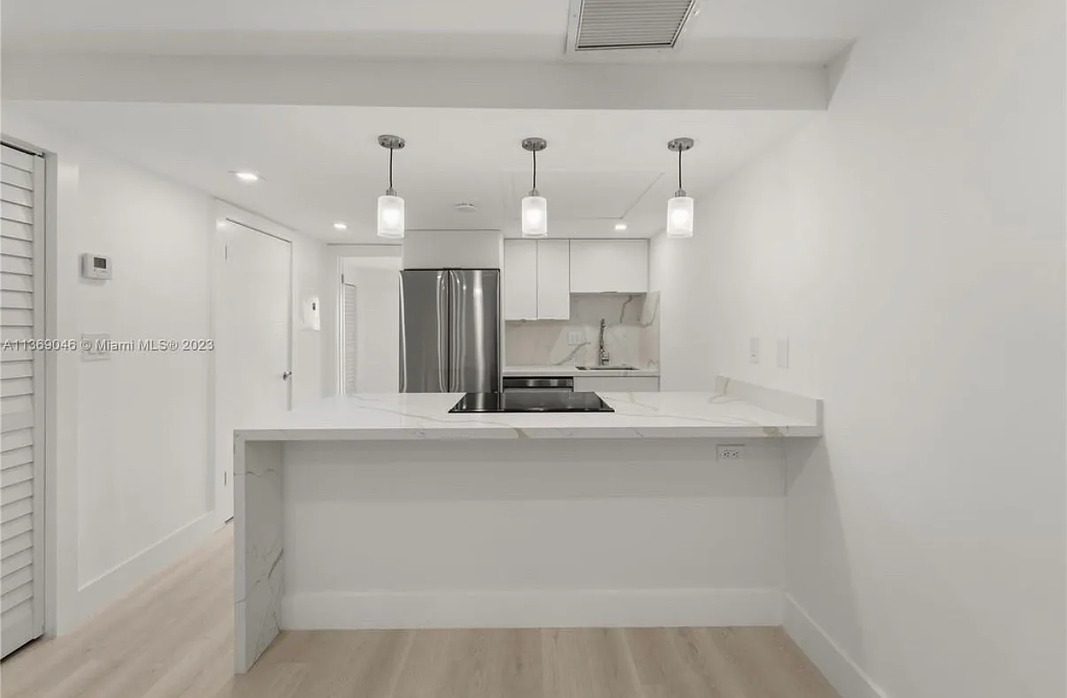 1 bed, 551 sqft, $2,150 — Photo 4