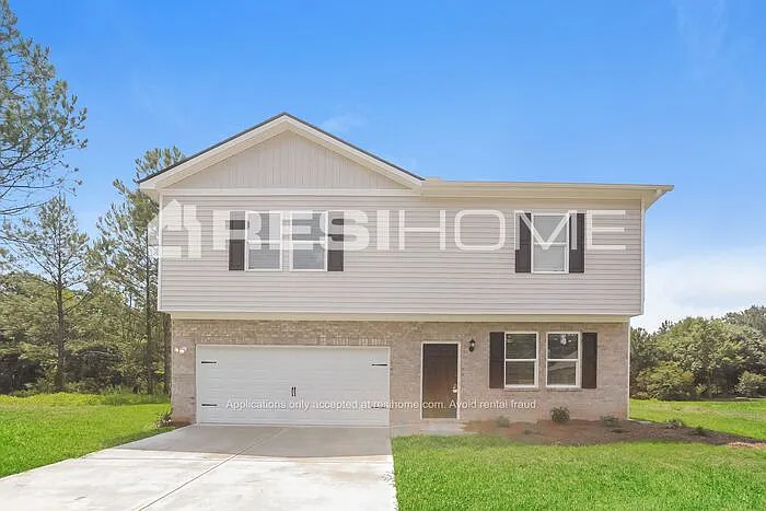 4 bed, 2.5 bath, 1804 sqft, $1,825 — Photo 2