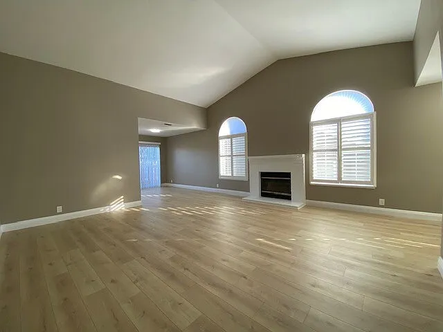 412 Lakeside Way — Photo 5