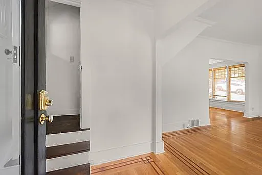 153 Florentia St — Photo 2