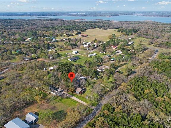 2nd image of 186 Mill Creek Resort Rd