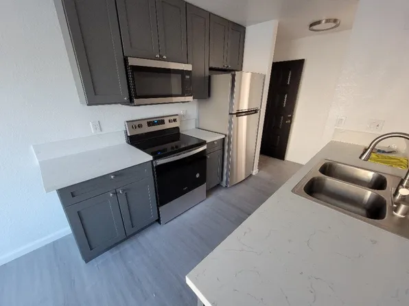 2771 Mountain Vista St APT B, Las Vegas, NV 89121