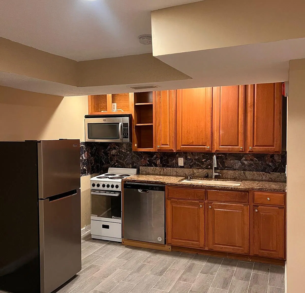 1 bed, $1,500 — Photo 1