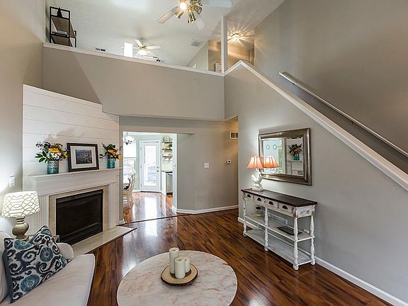 4th image of 140 Greenway Ln