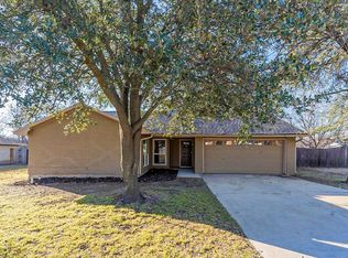 420 Ferenz Ave, Crowley, TX 76036