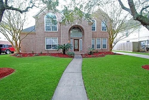 2111 Parkview Ln Photo 1