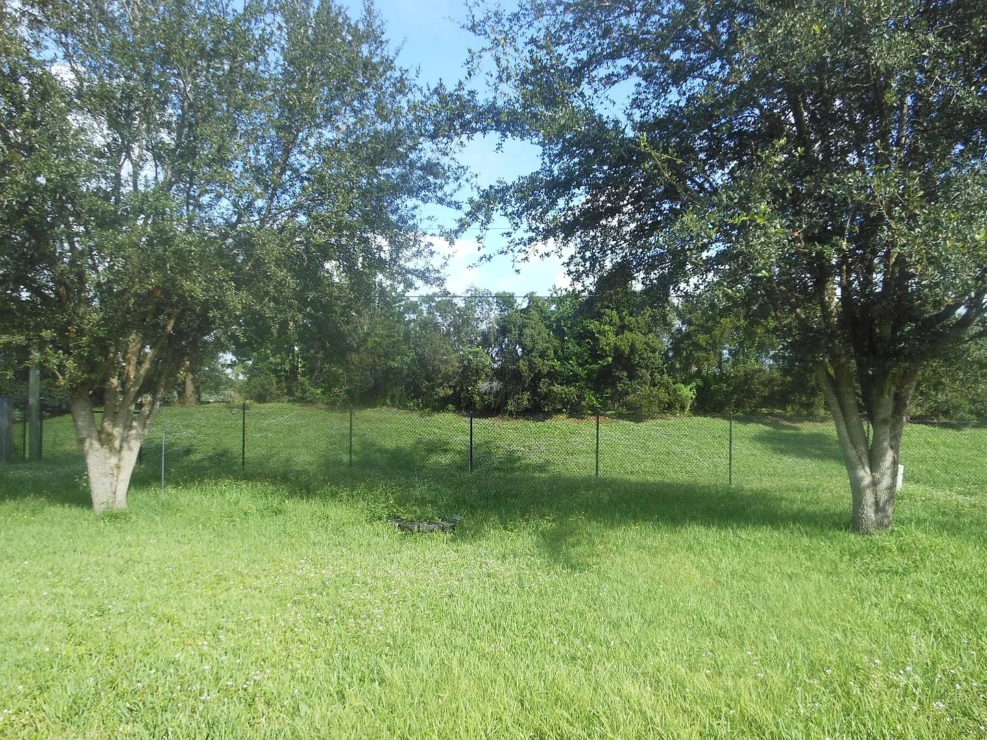 Cozy 3 Bedroom, 2 Bath With Tile Throughout In Central Psl! — Photo 3