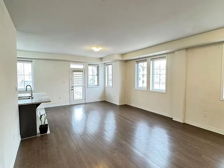 56 Cornell Centre Blvd — Photo 6