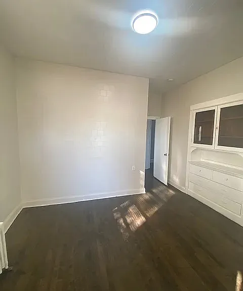 3403 Maple Ave #1 — Photo 3
