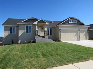 511 Parker Dr, Colbert, WA 99005