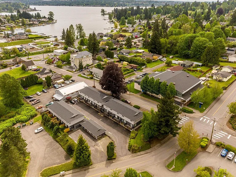 LSLV Lakeshore Lakeview — Photo 33