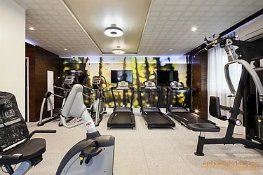 Rented by aptsandlofts.com