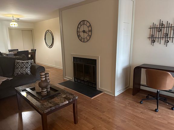 2nd image of 140 Kane St APT B6