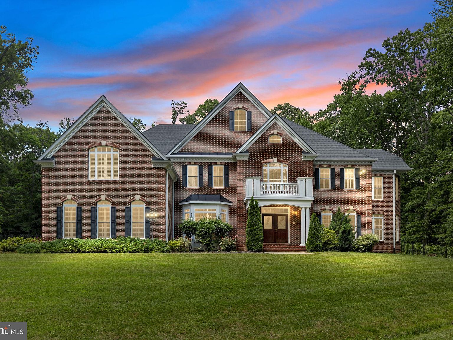 5816 Hallowing Dr, Lorton, VA 22079 Zillow