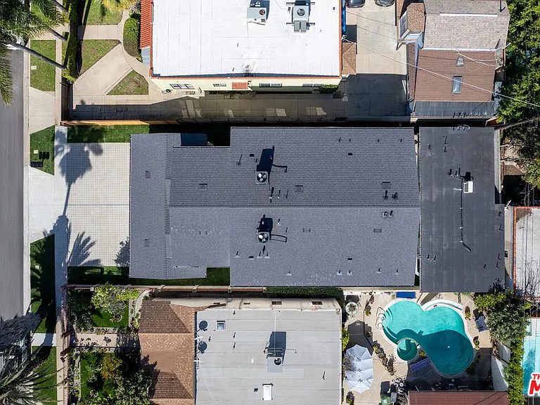 824 N Orange Grove Ave — Photo 31