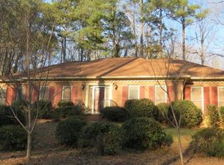 318 Walnut Grove Rd, Peachtree City, GA 30269