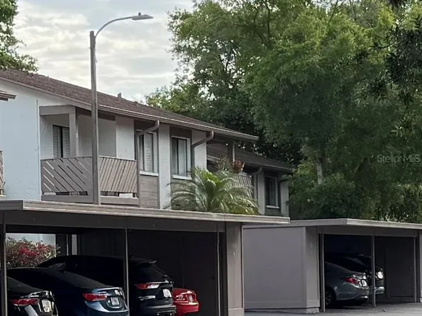 511 Longfellow Ct APT B, Safety Harbor, FL 34695