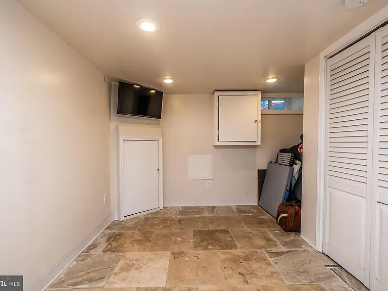1530 Manton St — Photo 36