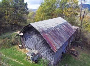 655 Hawk Branch Rd, Burnsville, NC 28714