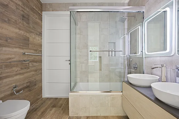 Sold by Compass | media 13