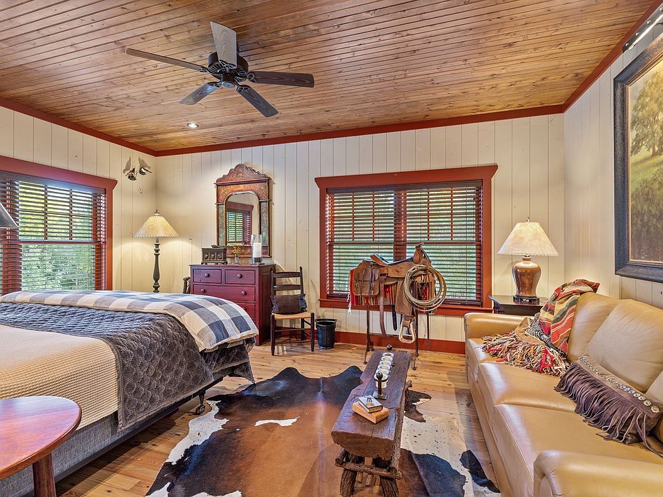 43rd image of this home