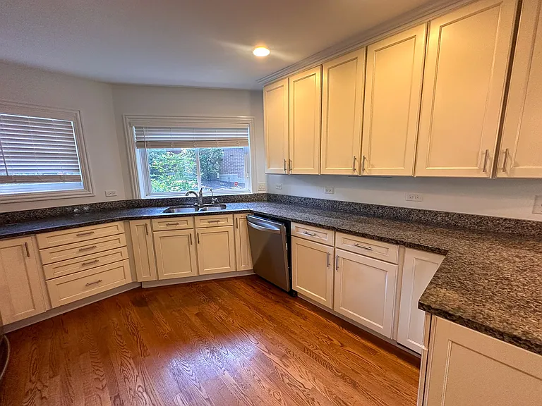 470 Green Bay Rd. — Photo 9