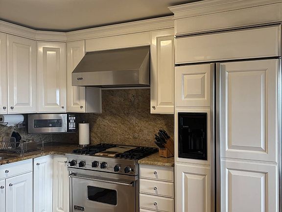 2nd image of 1 Bay Club Dr APT 20X