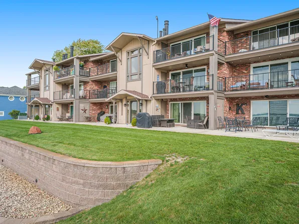 8125 Lake Shore Dr APT 5, Cedar Lake, IN 46303